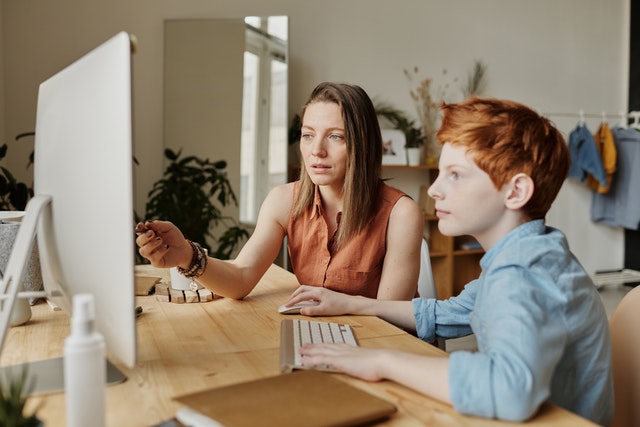 Navigating IT Careers: 13 Reasons to Choose the Digital Path