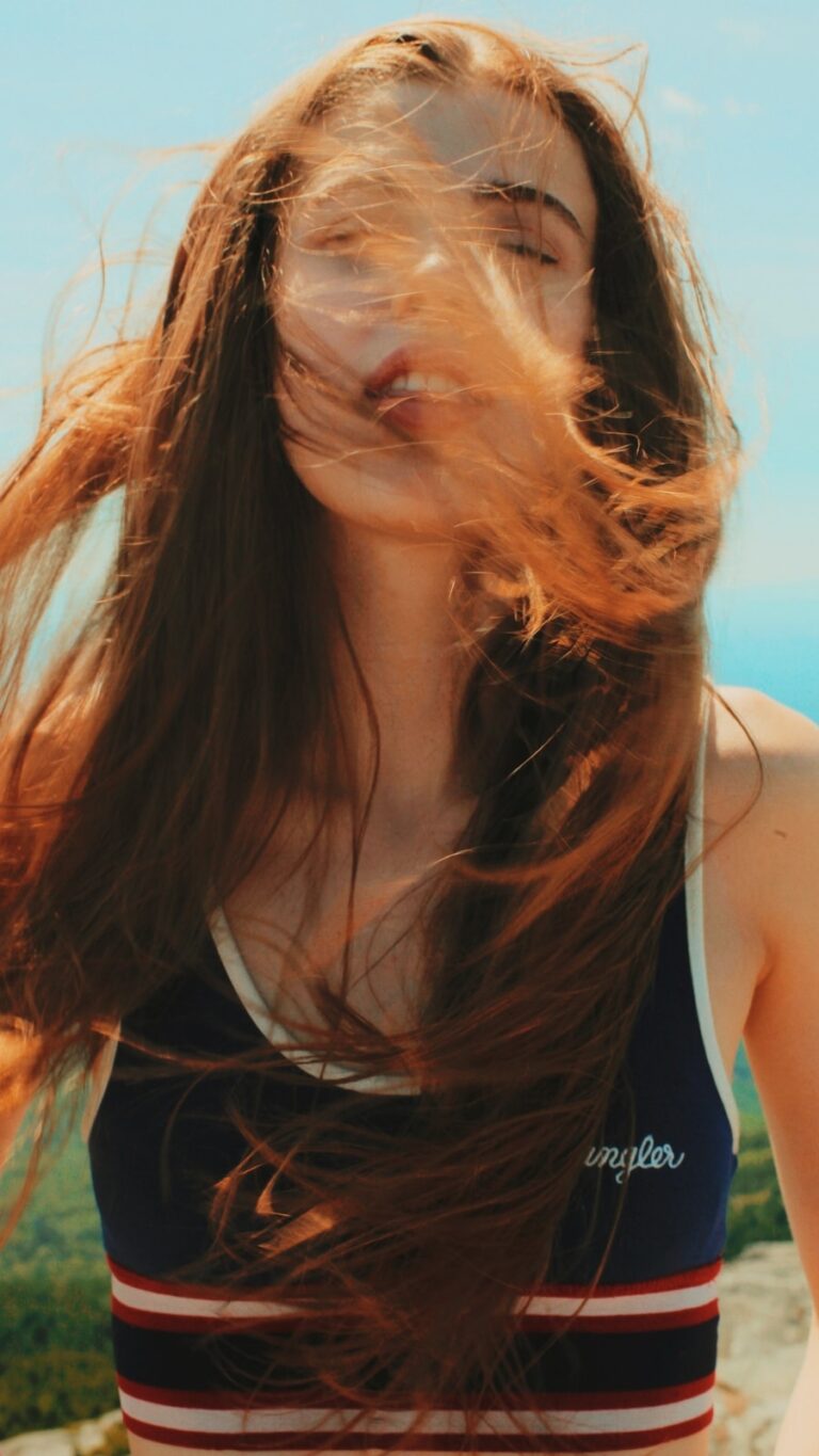 6 Benefits Of Henna Hair Packs