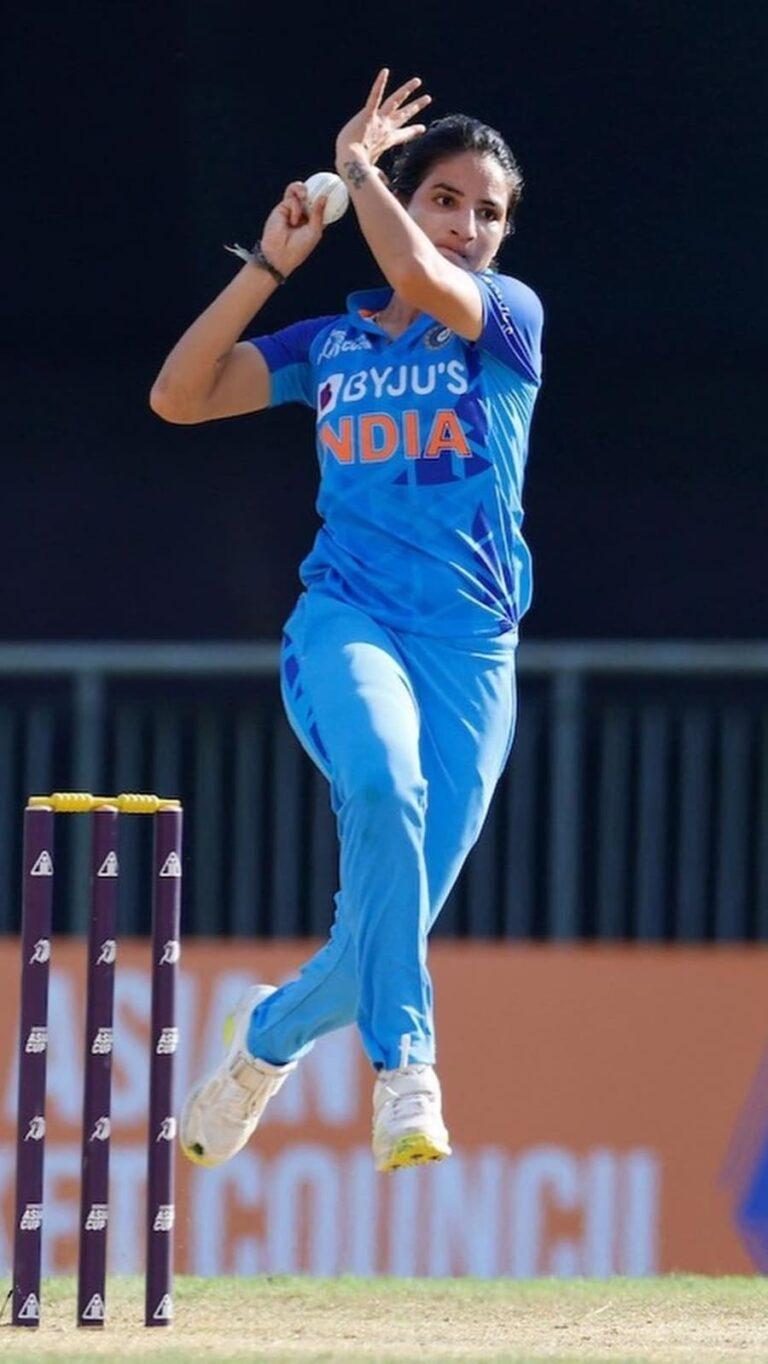 Top 5 Indian Women Bowlers In Icc Odi Rankings